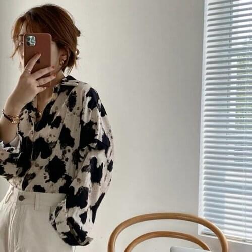 HOUZHOU Shirts Women Y2k Print Vintage Clothing Korean Street Style Oversize Elegant Blouses Long Sleeve Button Up Spring Top