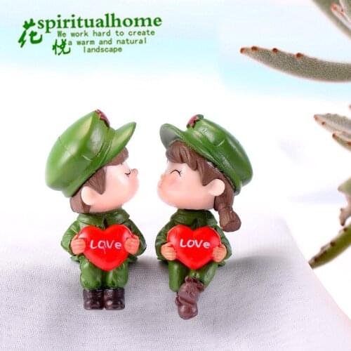 2 PCs Love Couple Couple Doll Moss Microscape Crafts Decoration DIY Accessories Garden Decor Craft Ornament Home Decor