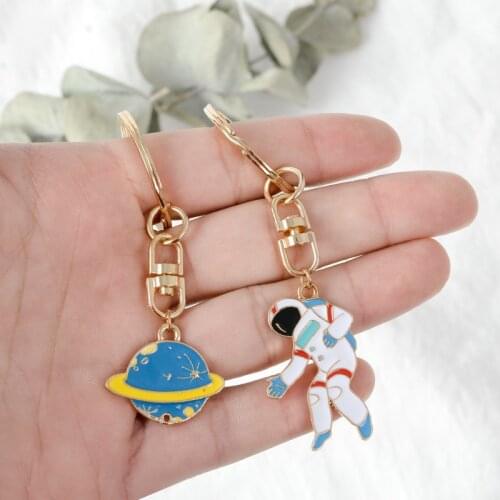 4 Styles Space Keychains Outer Space Rocket Astronaut Planet Charm Personalized Kids Child Jewelry