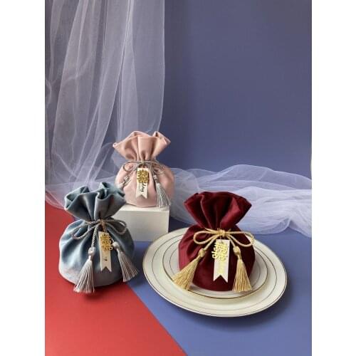 Luxury Velvet Gift Bags With Tags Decor Event Party Supplies Jewelry Velvet Sachet Bags Chocolate Candy Packaging Cases Bags