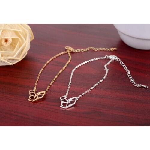 10 PCS/lot fashion Hollow out a squirrel hand catenary for women