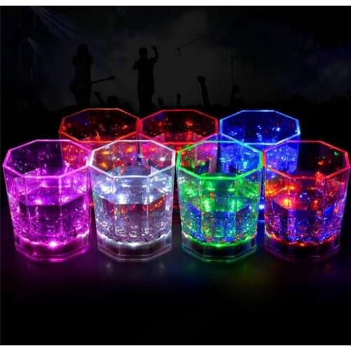LED Flashing Cup Transparent Octagonal Polystyrene Whiskey Drinkware Creative Color Change Cocktail/Whiskey/Tea Mug for Bar Club