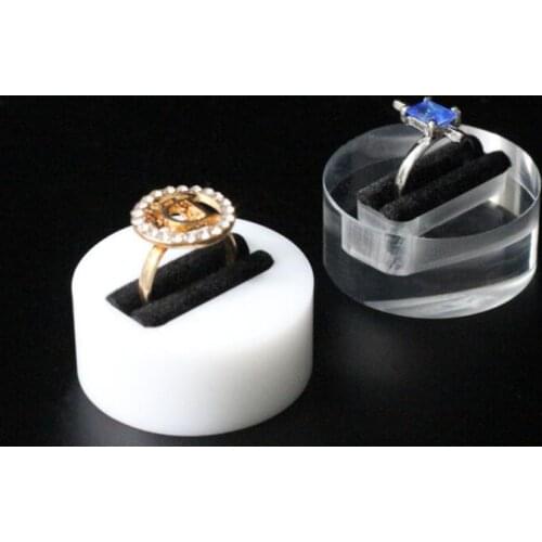 50pcs/lot Acrylic Ring Display Rack 4x1.8cm Cylinder Stand Holder Jewelry Display Rack Ring Display Stand Pedestal Set Wholesale
