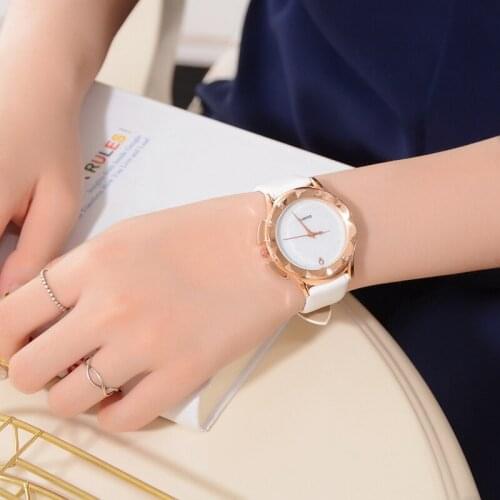 Womens Watch New Fashion Starry Sky Dial Leather Watches Women Ladies Stylish Casual Dress Quartz Wristwatch Reloj Mujer