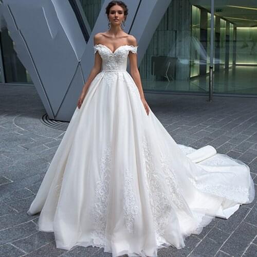 Off Shoulder Lace Appliques A-Line Wedding Dresses Bridal Gowns Princess Custom Made Long Robe De Mariage White Garden Ladies