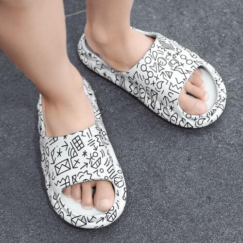 Fashion Graffiti Slippers Men Summer Beach Light Women Slides Shoes Outside Lovers Mens Slipper Water Shoe Footwear