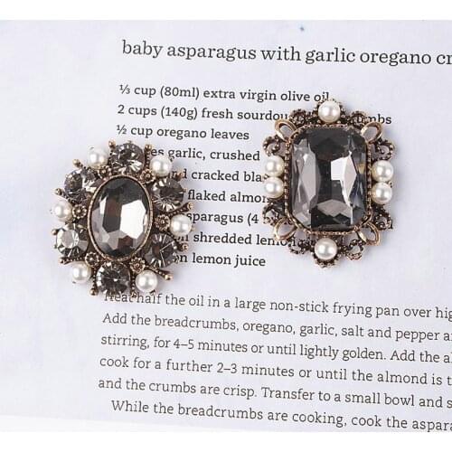 5 Pcs Rhinestone Pearl Flower Plate Diamond Button Jewelry Scarf For Hair Accessories Sewing Decorative Clothing Coat Buttons