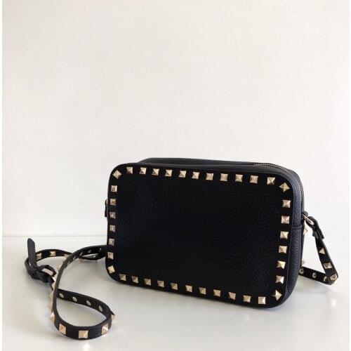 2021 top quality america and european style high quality with gold rivet women bag soho handbag camera bag