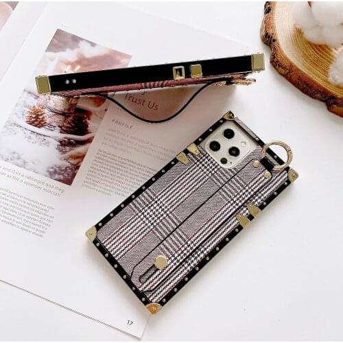 Luxury Vintage Grid Case for Samsung M10s A30s A50s A60 M40 A70 M20 A40s A10s A20s M30s M21 A51 A71 Square Wristband Back Cover