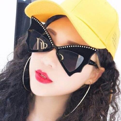 Butterfly Women Sunglasses Fashion Girls Halloween Sunglasses Retro Cosplay Sun Glasses Vintage Fashion Brand Designer 2018 New