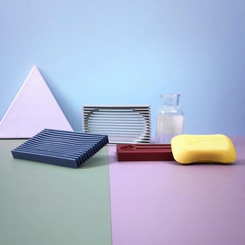 1Pcs Portable Soap Dishes Plate Soapbox Tray Anti-skidding Drain Soap Holder Silicone Flexible Soap Storage Bathroom Organizer