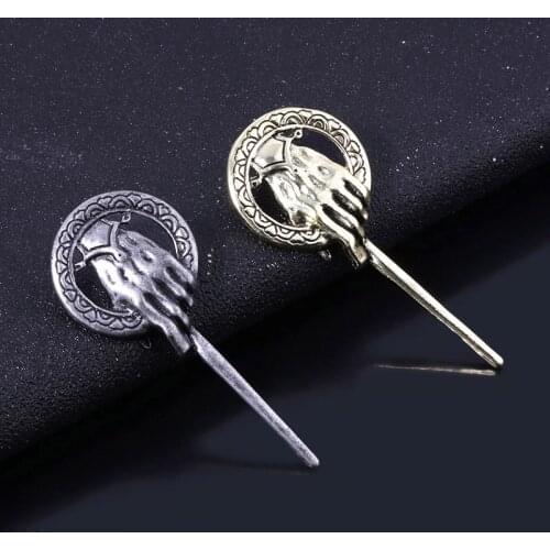Hand Of The King Brooch Song Of Ice And Fire Finger Fist Sign Power Pin Vintage Punk Fashion Movie Jewelry Men Women Wholesale