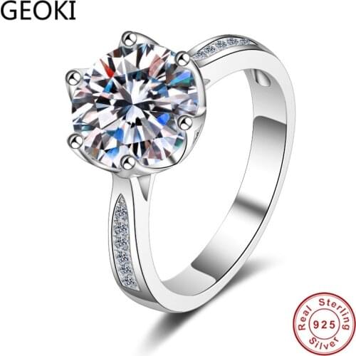 Geoki 925 Sterling Silver 3 ct Round Perfect Cut VVS1 Moissanite Ring Passed Diamond Test 9mm Stone Princess Engagement Rings