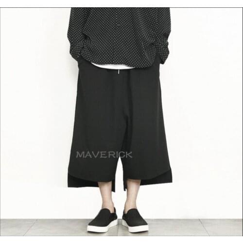 28-45 2020 Mens Summer Simple Black Eight-point Wide Leg Pants Irregular Design Straight Loose Casual Men Hairstylist Clothing