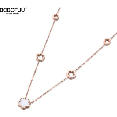 BOBOTUU Original Design Titanium Steel 5Pcs Flower Charm Pendant Jewelry Rose Gold Shell Wedding Necklace For Women Gift BN19100