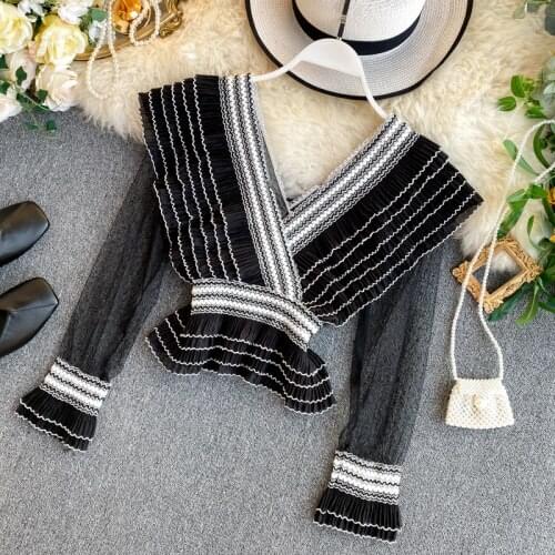 Chic Elegant Ruffles Lace Patchwork Blouse V Neck Long Sleeve Black White Color Match Blusas Autumn Spring Shirt