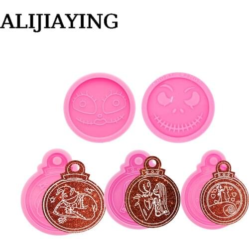 DY0464 Glossy 2in Jack Clown Craft Epoxy Resin DIY Badge Reel As Well Silicon Mold Jewelry No Hole