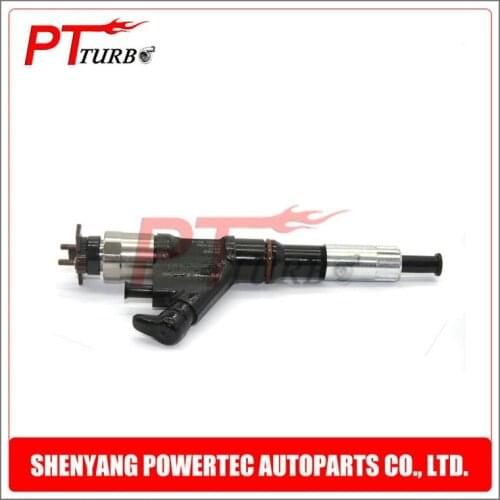Original and New Common rail injector 095000-8011,0950008011 injection pump parts injector 8011, DLLA158P984 / DLLA152P1052