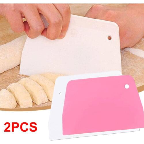 2PCS Dough Scrapers Cream Smooth Cake Spatula Baking Scraper Multipurpose Kitchen Scrapers for Pizza Dough Pastry Cake