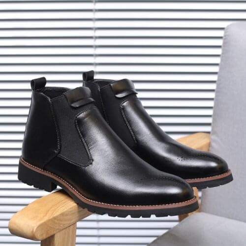 Plus Size Men Leather Boots Fashion Slip-ons Chelsea Booties Men Black Shoes British Style High Top Work Boots Zapatos De Hombre