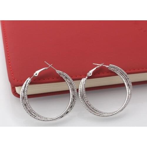 New 2021 Silver Color Metal Hoop Round Earing Irregular Twist Pattern Earings Geometric Personality Big Earrings for Women