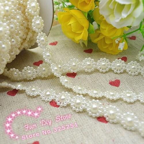 Ivory Beige Color Resin Sunflower Pearl Chain Lace For Garment Sewing On Ornament Decoration Home DIY Embellishments