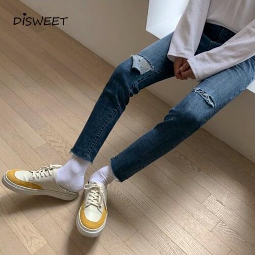 Mens solid mid-rise jeans Korean slim straight cropped trousers mens Simple ripped boy jeans 2020