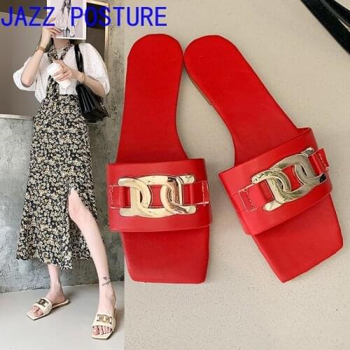 Womens flat sandals fashion metal chain slippers luxury beach red fashion all-match sandals womens slippers summer 2021 w181
