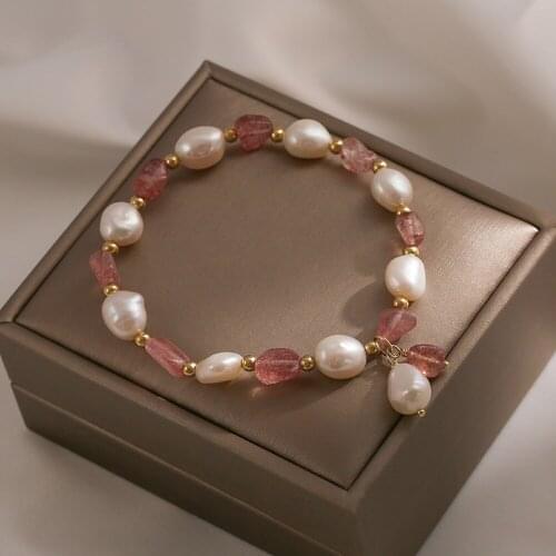Trendy Natural Stone Strawberry Crystal 7-8mm Freshwater Pearl Bracelet 18cm Length Stretchable Flexiable Beads Handmade Jewelry