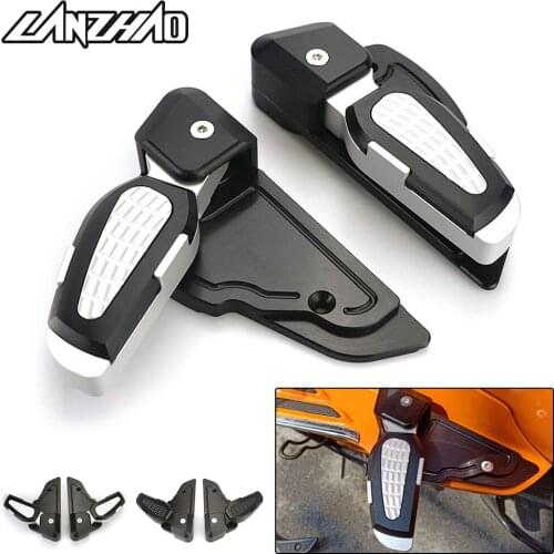 Pair CNC Aluminum Motorcycle Rear Passenger Foot Peg Steps Foldable Pedals Black Silver for Vespa Primavera Sprint 150 2017 2018