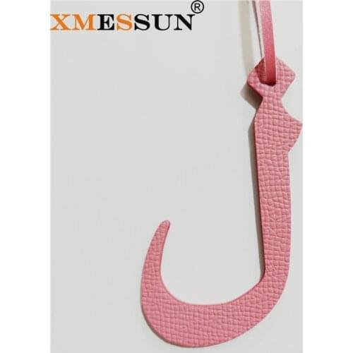 Wholesale Luxury Genuine Natural Leather Character Alphabet Arabic Letter L Keychain Backpack Pendant Ladies Women Bag Charm