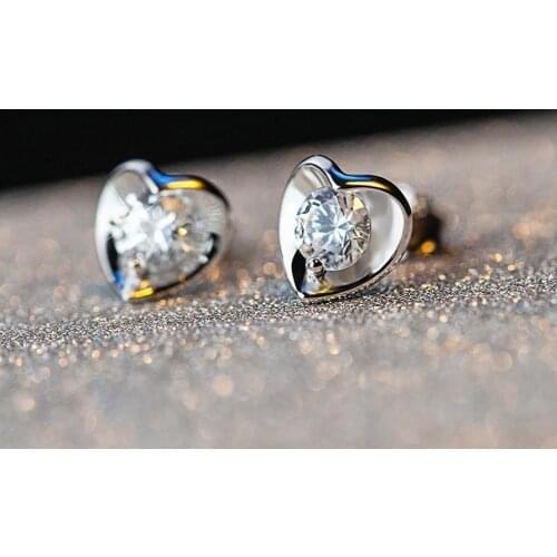 Cute Heart Bling Zircon Stone Silver Color Korean Earrings for Women Stud Earrings Fashion Jewelry Hot Sale 2020