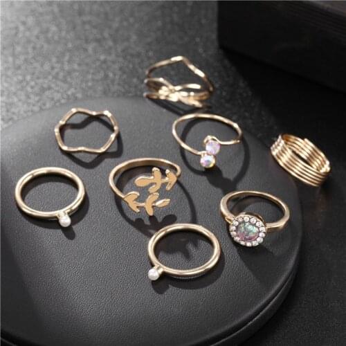 8Pcs/Sets Bohemian Gold Rings For Women Vintage Pearl Beads Leaf Knuckle Finger Rings Set 2020 Female Jewelry Fashion Statement