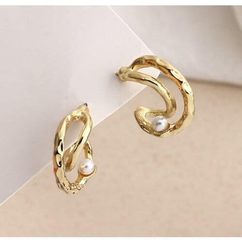 Retro Moon Punk Earrings 2021 New Style Metal Stud Earrings Simple Design Earrings and Jewelry Geometric Women Pearl Brincos