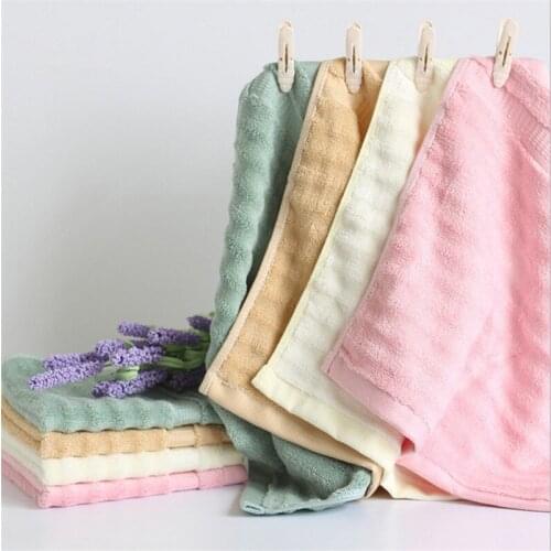 Baby Feeding Towel Cute Baby Handkerchief Velvet Fabric Cloth Hot Sale Newborn Baby Towel Terry Nursing Towel With High Quality