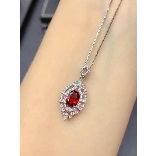 Dainty natural garnet pendant of necklace for women jewelry good color natural gem gift real 925 silver birthstone love gift