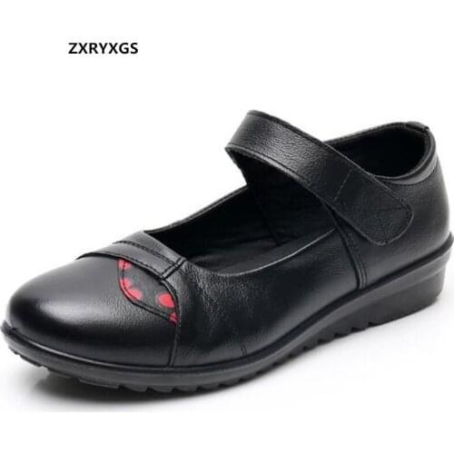 Promotion New Autumn Mother Shoes Black Genuine Leather Shoes Soft Sole Non-slip Comfortable Womens Shoes Grandma Flat Shoes