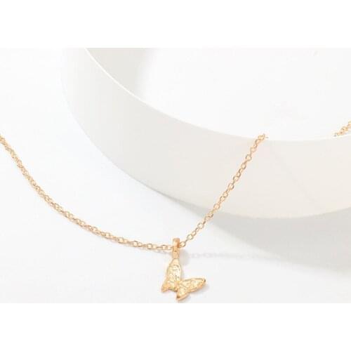 Fashion Cute Butterfly Pendant Choker Necklace for Women Jewelry Simple Gold Clavicle Chain Statement Necklace Women Accessories