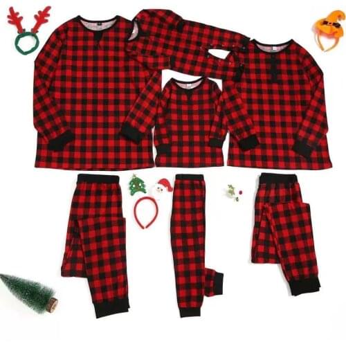 Family Christmas Pajamas 2021 Mother Father Daughter Son Baby Xmas Pijamas Set Daddy Mommy And Me New Year Nightwear Plaid Pjs