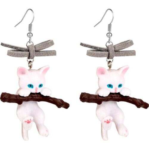 Blue Eyes Cat Bitten Sticks Pendant Earring Cute White Cartoon Resin Cat Bowknot Shape Earring For Female Party Accessories