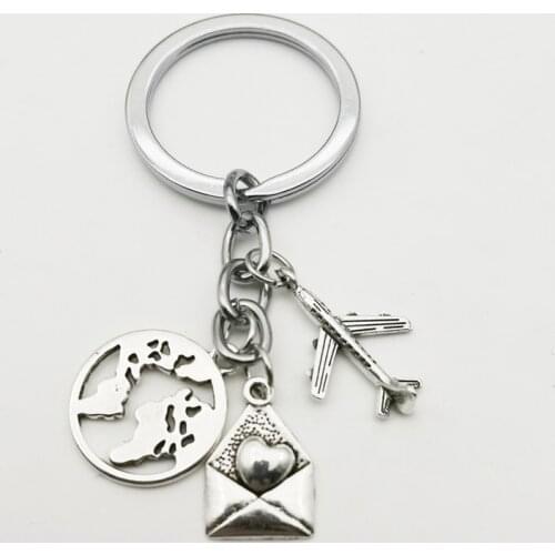 Hot Sale Creative Earth Keychain Cute Envelope Mini Airplane Model Pendant Traveler Souvenir Holiday Gift Car Keychain Bag Charm