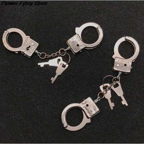 Alloy Key Holder Simulation Handcuffs model Key Chain For men Best Gift Funny Accessories Metal Keychain