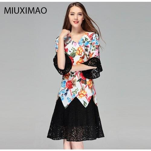 2018 High Quality Spring&Fall Newest Cute Style Dress 3/4Sleeve V-neck Elegant Trumpet Fishtail Lace Long Dress Women