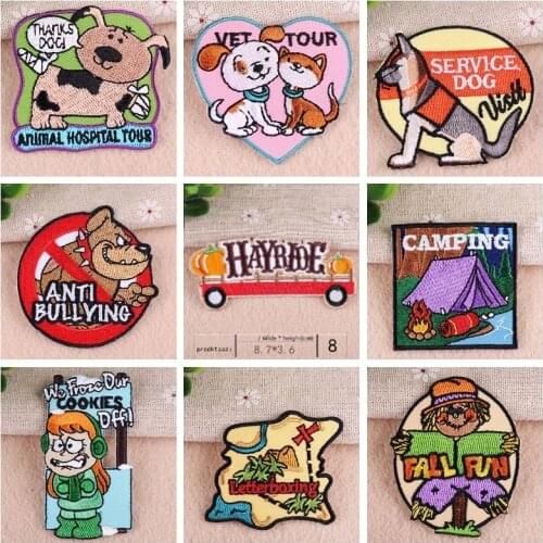 Kawaii Bullydog Service Dogs Animal Embroidery Patches 3D Arm Badges DIY Decoration Clothes Stickers Camping Canoe Fun Appliques
