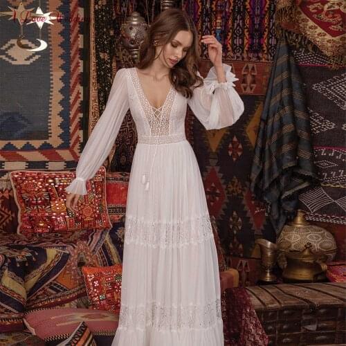 Bohemian Style Wedding Dress Long Sleeves Open Back A Line Beach Wedding Gowns for Bride Women Bridal Dress 2021