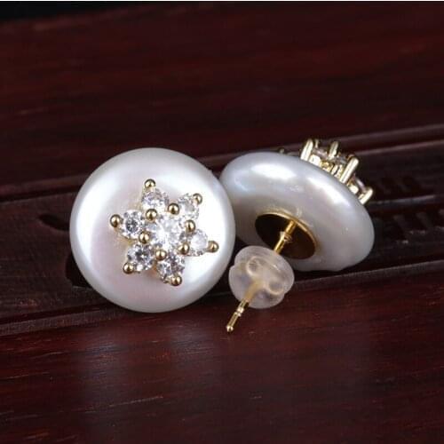 White Cz Micro Pave Tiny Gold Star Snowflake Natural Coin Freshwater Pearl Bead Charm Elegant Button Unisex Stud Earring Gift