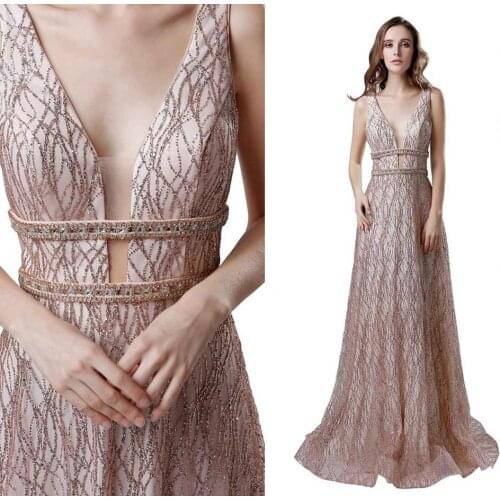 Gorgeous Rose Gold Sequined Prom Dresses 2019 Sparkle Sequin A-line Evening Gowns Sexy Backless Abiye Party Dress Robe De Soiree