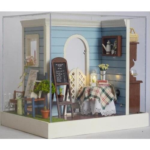 Gifts Brand Cute Room DIY Doll Houses Wooden Doll House Unisex 3d dollhouse Furniture Kids Toy Doll House Miniature crafts Z002