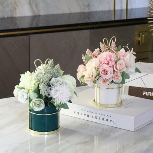 European Ceramic Vases Golden Stroke Living Room Desktop Flower Vase Meeting Room Artificial Flowers Creativity Modern Ornaments