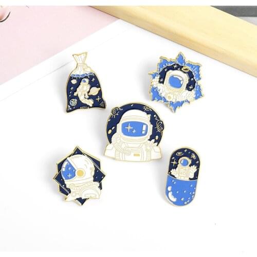 Astronaut Enamel Pins Custom Space Universe Explore Planet Stars Brooches Shirt Lapel Badge Bag Jewelry Gift for Kids Wholesale